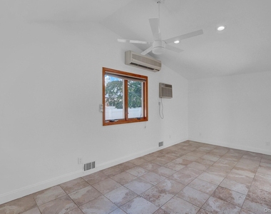 19 Edi Avenue - Photo Thumbnail 14