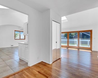 19 Edi Avenue - Photo Thumbnail 5