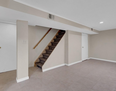 19 Edi Avenue - Photo Thumbnail 22