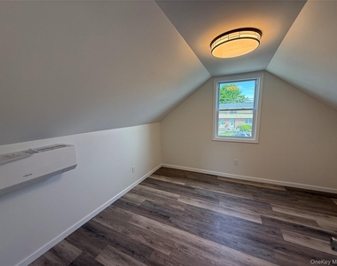 1599 3rd Street - Photo Thumbnail 13