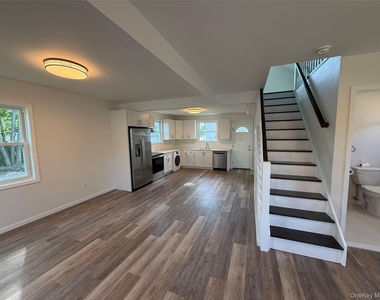 1599 3rd Street - Photo Thumbnail 4