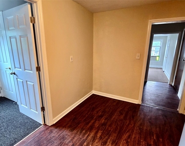 160 Orange Turnpike - Photo Thumbnail 5