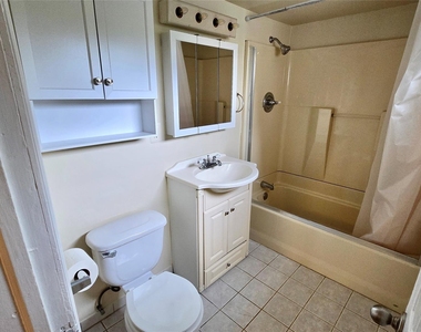 160 Orange Turnpike - Photo Thumbnail 8
