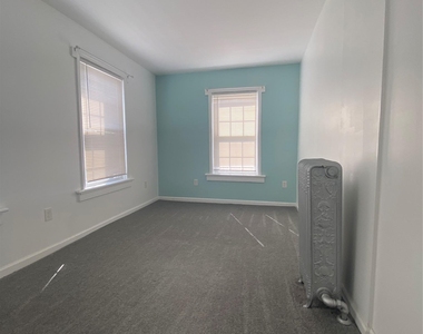 16 Cozzens Avenue - Photo Thumbnail 6