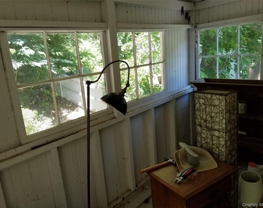 415 Myrtle Avenue - Photo Thumbnail 8