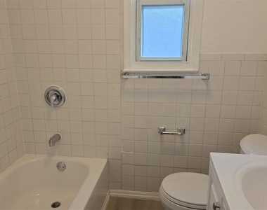 120-33 200th Street - Photo Thumbnail 5