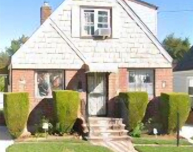 120-33 200th Street - Photo Thumbnail 7