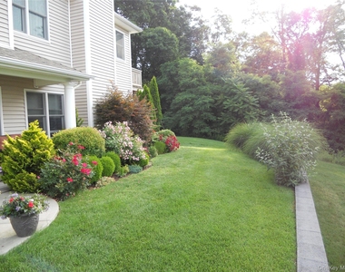 601 Willow Pond Drive - Photo Thumbnail 1