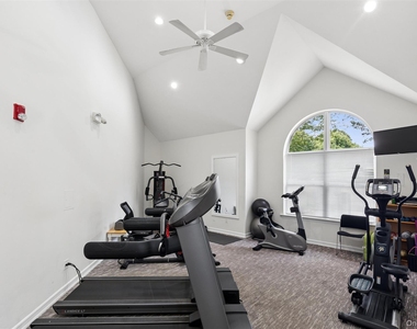 601 Willow Pond Drive - Photo Thumbnail 25