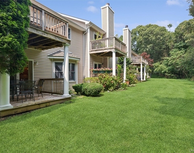 601 Willow Pond Drive - Photo Thumbnail 3