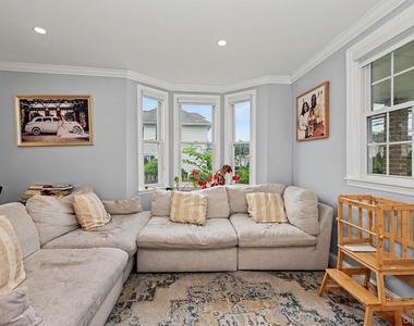 126 Winthrop Avenue - Photo Thumbnail 2