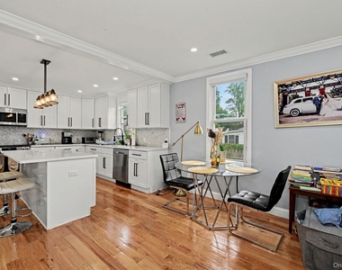 126 Winthrop Avenue - Photo Thumbnail 4