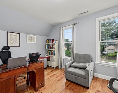 126 Winthrop Avenue - Photo Thumbnail 16