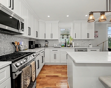 126 Winthrop Avenue - Photo Thumbnail 6