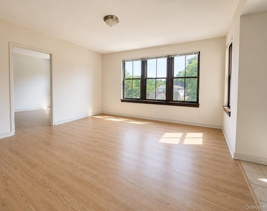 110 Main Street - Photo Thumbnail 1