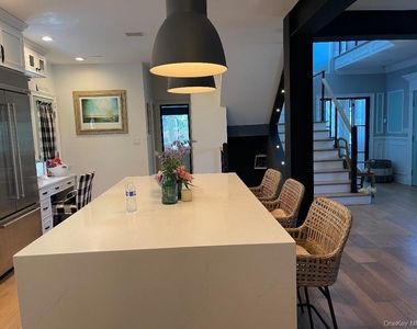 88 Dutchess Boulevard - Photo Thumbnail 6