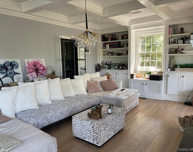 88 Dutchess Boulevard - Photo Thumbnail 11