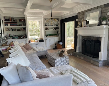 88 Dutchess Boulevard - Photo Thumbnail 14