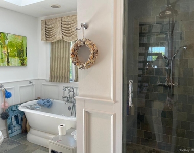 88 Dutchess Boulevard - Photo Thumbnail 19