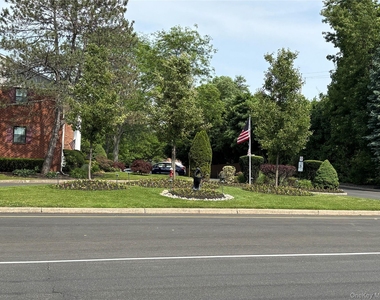 452 Somerset Drive - Photo Thumbnail 30