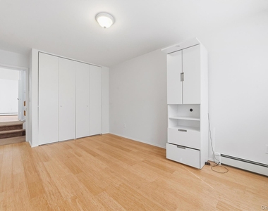104 Ogden Avenue - Photo Thumbnail 25