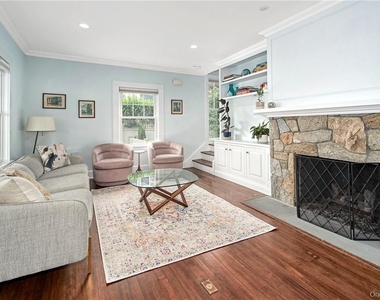 18 Elmwood Avenue - Photo Thumbnail 4