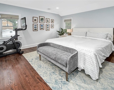 18 Elmwood Avenue - Photo Thumbnail 19