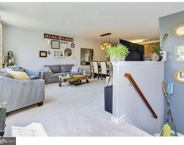 319 Kramer Court - Photo Thumbnail 9