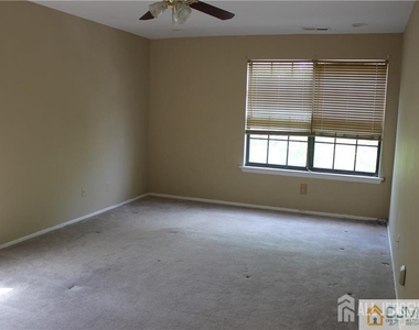 82 Keystone Court - Photo Thumbnail 2