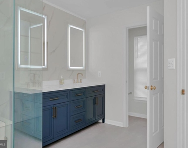 2548 Port Potomac Avenue - Photo Thumbnail 22