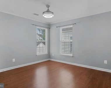 2548 Port Potomac Avenue - Photo Thumbnail 26
