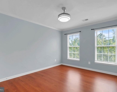 2548 Port Potomac Avenue - Photo Thumbnail 28