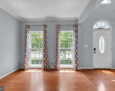 2548 Port Potomac Avenue - Photo Thumbnail 3