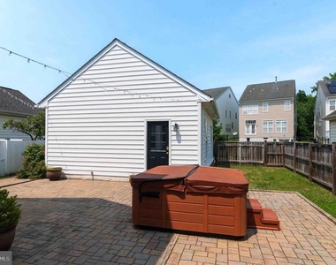 2548 Port Potomac Avenue - Photo Thumbnail 44