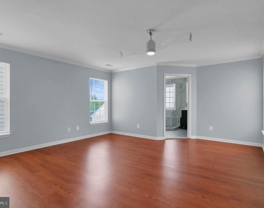 2548 Port Potomac Avenue - Photo Thumbnail 19