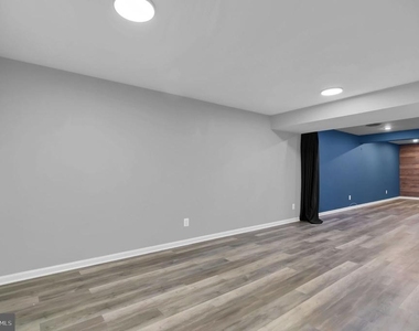 2548 Port Potomac Avenue - Photo Thumbnail 34