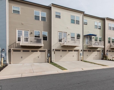 18105 Red Cedar Road - Photo Thumbnail 38
