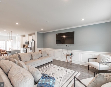18105 Red Cedar Road - Photo Thumbnail 18