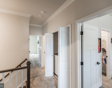 18105 Red Cedar Road - Photo Thumbnail 27