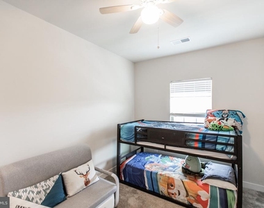 18105 Red Cedar Road - Photo Thumbnail 21
