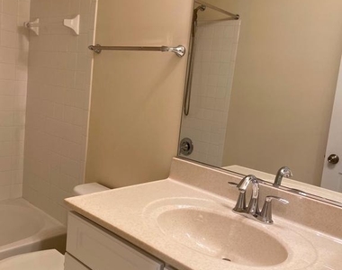 9003 Phita Lane - Photo Thumbnail 20