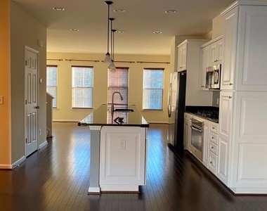 9003 Phita Lane - Photo Thumbnail 13