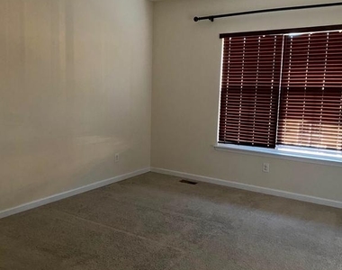 9003 Phita Lane - Photo Thumbnail 27