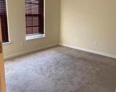 9003 Phita Lane - Photo Thumbnail 30