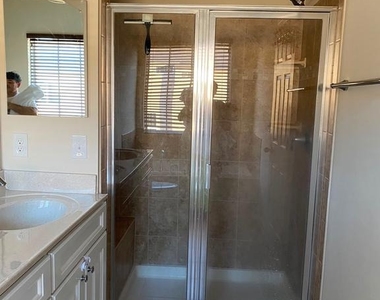 9003 Phita Lane - Photo Thumbnail 37
