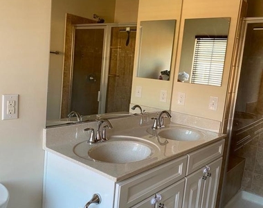 9003 Phita Lane - Photo Thumbnail 34