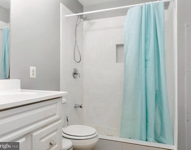 9743 Zimbro Avenue - Photo Thumbnail 8
