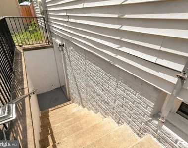 9743 Zimbro Avenue - Photo Thumbnail 1