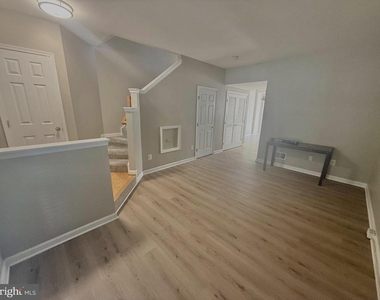 44487 Potter Terrace - Photo Thumbnail 2