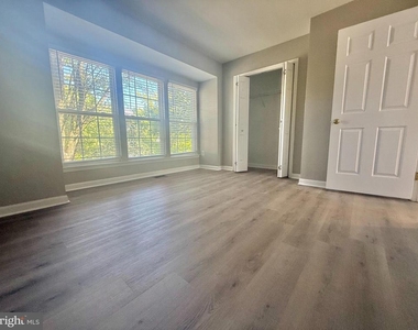 44487 Potter Terrace - Photo Thumbnail 6